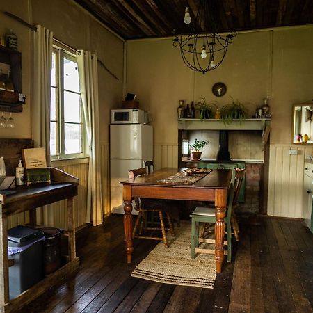 Cosy Farmstay: Green Cabin At Whispering Woods Beedelup Dış mekan fotoğraf
